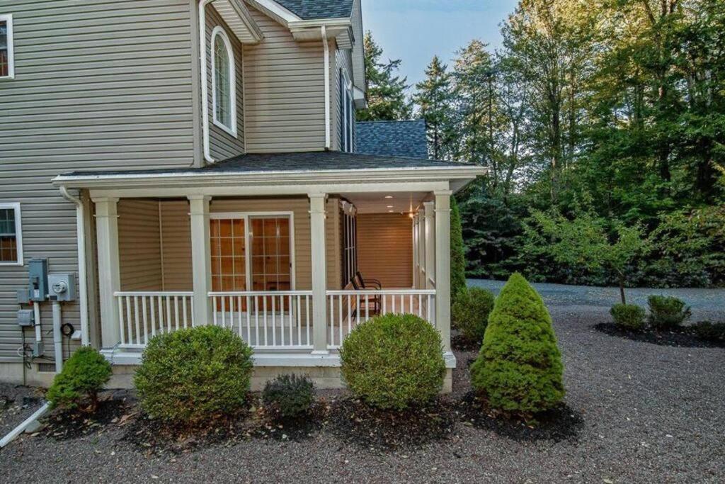 Luxury 4 Bedroom House In Pocono Mountains In Golf Course Near Lake Tobyhanna Eksteriør billede