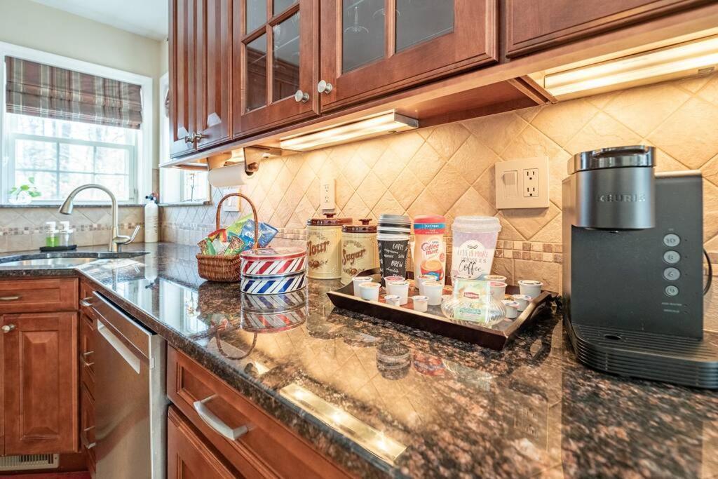 Luxury 4 Bedroom House In Pocono Mountains In Golf Course Near Lake Tobyhanna Eksteriør billede