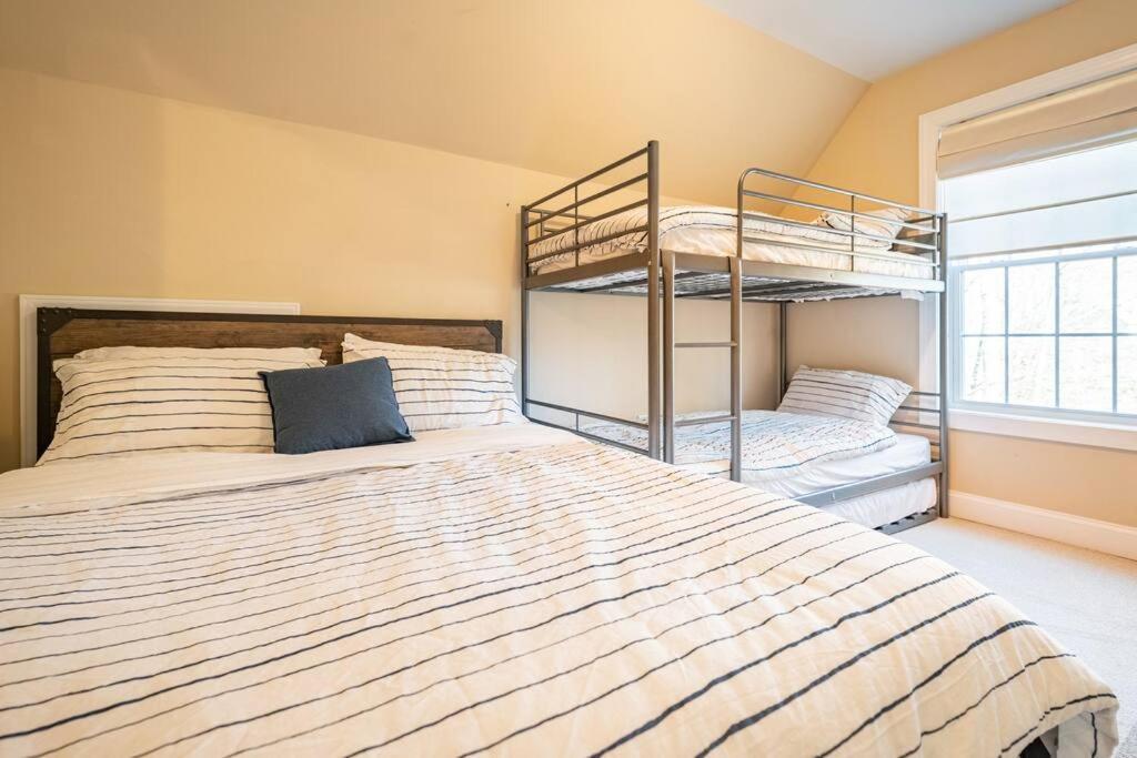 Luxury 4 Bedroom House In Pocono Mountains In Golf Course Near Lake Tobyhanna Eksteriør billede