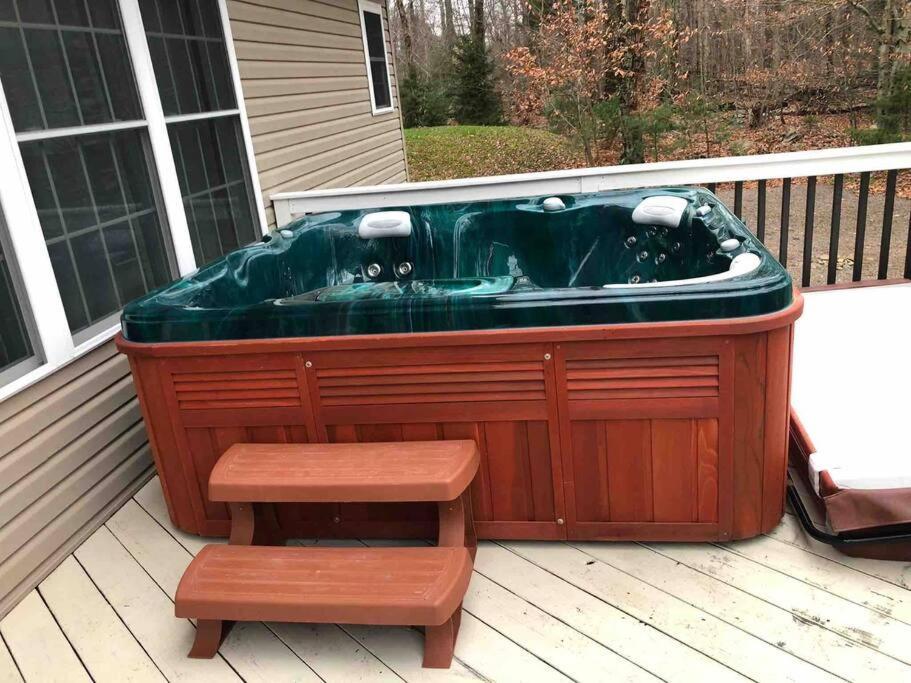 Luxury 4 Bedroom House In Pocono Mountains In Golf Course Near Lake Tobyhanna Eksteriør billede