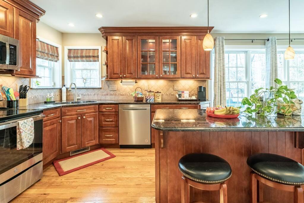 Luxury 4 Bedroom House In Pocono Mountains In Golf Course Near Lake Tobyhanna Eksteriør billede